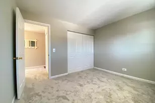 500 Chase Dr, Clarendon Hills, IL 60514 - Photo 21