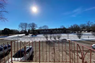 500 Chase Dr, Clarendon Hills, IL 60514 - Photo 7