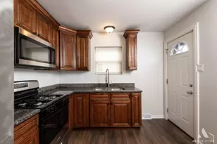 43 162nd Pl, Calumet City, IL 60409 - Photo 17