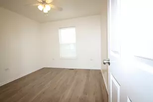 2969 Saganashkee Ln, Naperville, IL 60564 - Photo 17