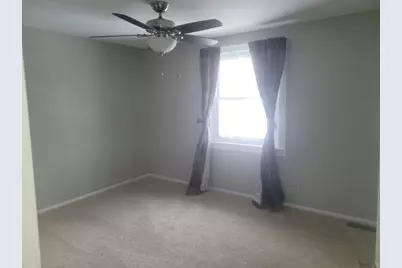 6835 Plumtree Lane, Hanover Park, IL 60133 - Photo 9