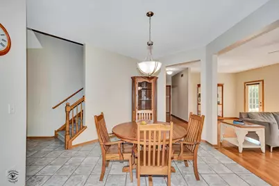 8057 W Duane Drive, Frankfort, IL 60423 - Photo 11