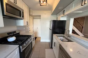 335 David Ct, Bartlett, IL 60103 - Photo 5