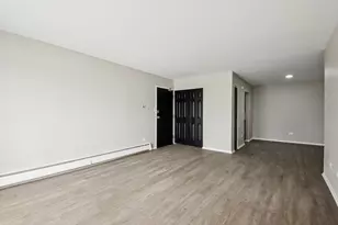 1111 Bloomingdale Rd, Glendale Heights, IL 60139 - Photo 5