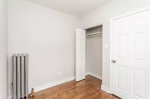 6949 S Paxton Ave, Chicago, IL 60649 - Photo 9