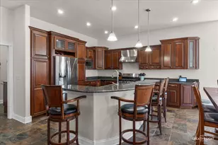 5643 Schmidt Ln, Yorkville, IL 60560 - Photo 11