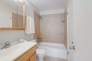 2281 Club House Ave, Naperville, IL 60563 - Photo 17