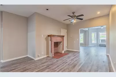 1327 E 52nd Street #302, Chicago, IL 60615 - Photo 7