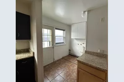 7600 S Ferdinand Avenue, Bridgeview, IL 60455 - Photo 11