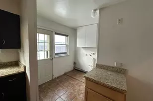 7600 S Ferdinand Ave, Bridgeview, IL 60455 - Photo 11