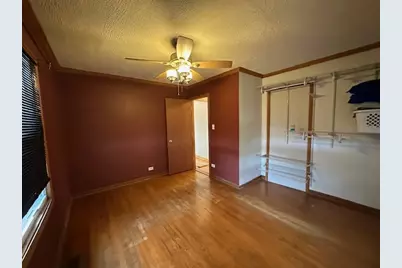 7600 S Ferdinand Avenue, Bridgeview, IL 60455 - Photo 13