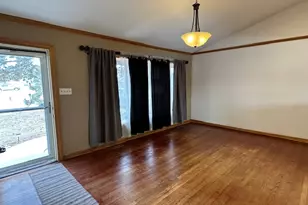 7600 S Ferdinand Ave, Bridgeview, IL 60455 - Photo 5