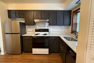 5240 Galitz St, Skokie, IL 60077 - Photo 7