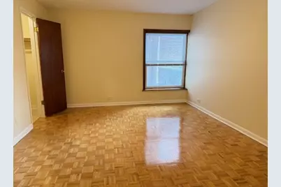 5240 Galitz Street #101, Skokie, IL 60077 - Photo 9