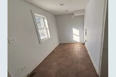 1640 N Laramie Avenue, Chicago, IL 60639 - Photo 9