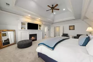 411 W Jefferson Ave, Naperville, IL 60540 - Photo 23