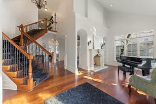 411 W Jefferson Ave, Naperville, IL 60540 - Photo 5