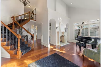 411 W Jefferson Avenue, Naperville, IL 60540 - Photo 5