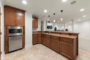 411 W Jefferson Ave, Naperville, IL 60540 - Photo 41