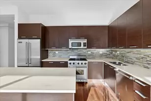 1550 W Cornelia Ave, Chicago, IL 60657 - Photo 11