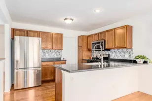 909 W Northwind Dr, Sandwich, IL 60548 - Photo 11