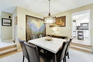 22 Rodeo Dr, Burr Ridge, IL 60527 - Photo 5