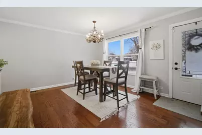 289 Navajo Trail, Buffalo Grove, IL 60089 - Photo 7