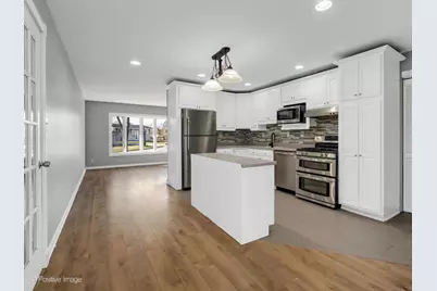 27 Hawthorne Lane, Streamwood, IL 60107 - Photo 7