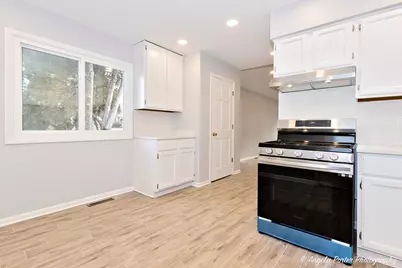 [Address not provided], Lake Zurich, IL 60047 - Photo 9