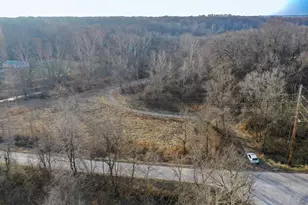 2920 Vine St, Danville, IL 61834 - Photo 3