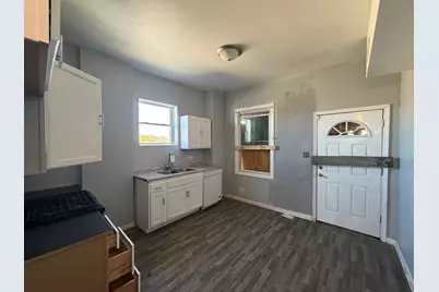 10901 S Michigan Avenue, Chicago, IL 60628 - Photo 13