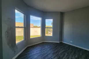 10901 S Michigan Ave, Chicago, IL 60628 - Photo 7