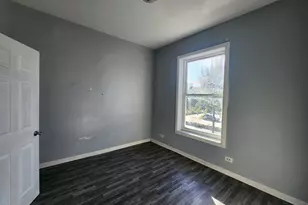 10901 S Michigan Ave, Chicago, IL 60628 - Photo 5