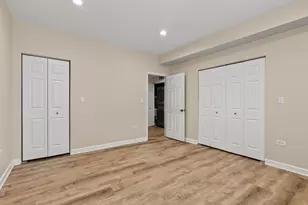 3105 W George St, Chicago, IL 60618 - Photo 11