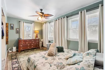 11471 W Leland Avenue, Beach Park, IL 60099 - Photo 13