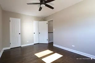 447 S Elmhurst Rd, Mount Prospect, IL 60056 - Photo 11