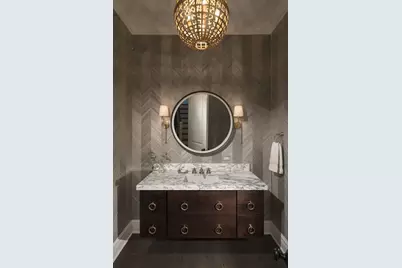 217 E Hillside Avenue, Barrington, IL 60010 - Photo 7