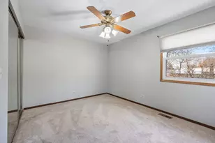 5S710 Steeple Run Dr, Naperville, IL 60540 - Photo 11