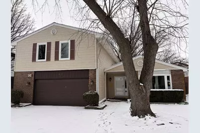 454 Stone Place, Wheeling, IL 60090 - Photo 1