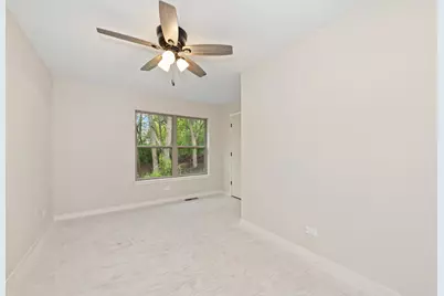 1979 Red Oak Lane, Spring Grove, IL 60081 - Photo 13