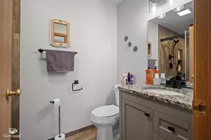 107 Eastern Illinois St, Saint Anne, IL 60964 - Photo 15