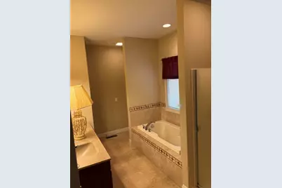 2503 Cedar Crest Drive, Ottawa, IL 61350 - Photo 9