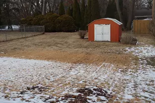 424 W Bluff St, Streator, IL 61364 - Photo 3