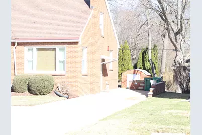 424 W Bluff Street, Streator, IL 61364 - Photo 3