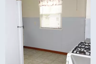 424 W Bluff Street, Streator, IL 61364 - Photo 7