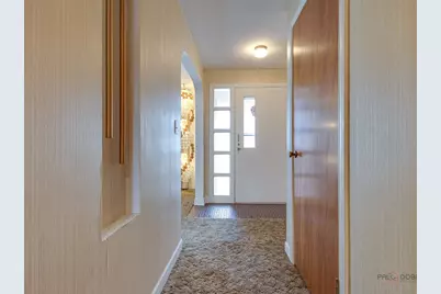 210 S Wa Pella Avenue, Mount Prospect, IL 60056 - Photo 5