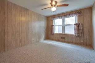 210 S Wa Pella Ave, Mount Prospect, IL 60056 - Photo 17