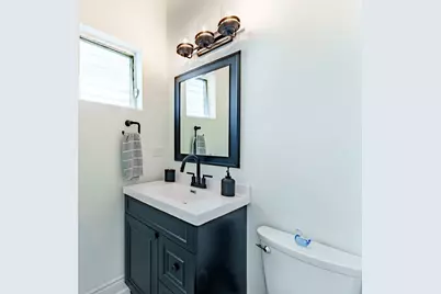 2343 Ridgeland Avenue, Berwyn, IL 60402 - Photo 15