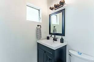 2343 Ridgeland Ave, Berwyn, IL 60402 - Photo 15