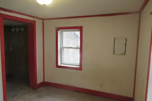 113 N Spring St, Franklin Grove, IL 61031 - Photo 17